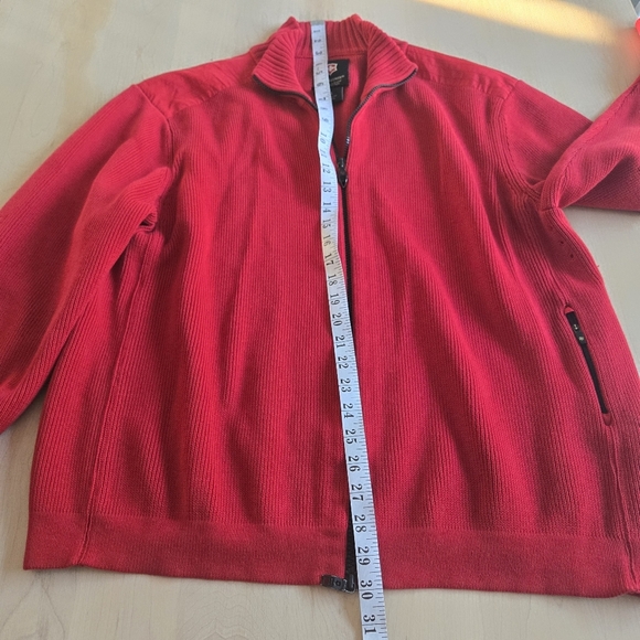 🇨🇭Victorinox Bold Red Lightweight Jacket/Zip up Sweater - Picture 10 of 10